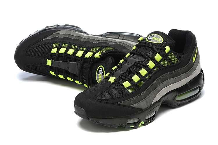 Оригинални мъжки маратонки Nike Air Max 95 TT налични 41,43 и 44
