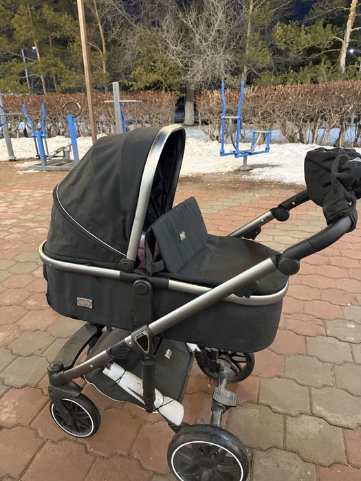 Коляска для малышей 2 в 1