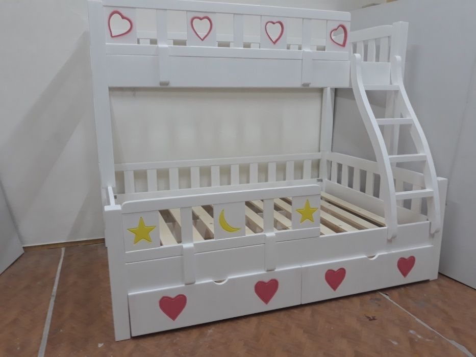 TRANSPORT GRATUIT.Pat etajat-supraetajat din lemn masiv.Cod 3211