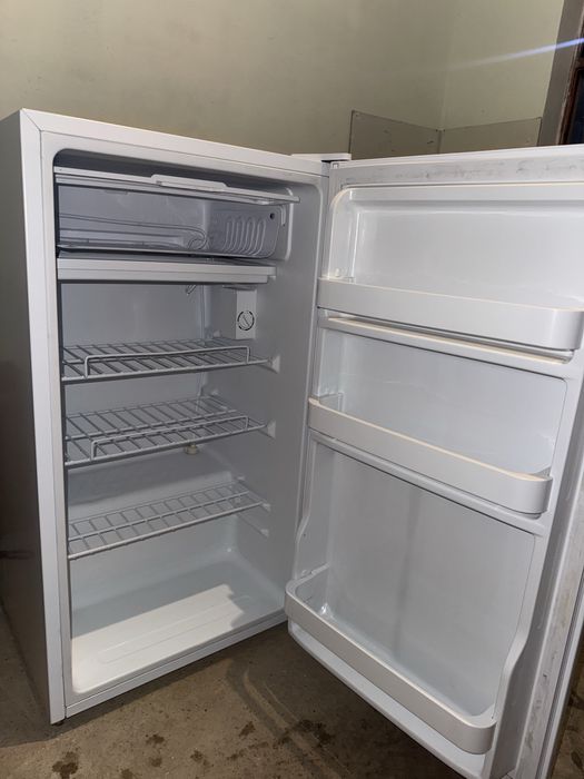 Холодильник  сатылады