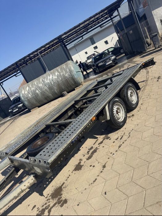 De vânzare trailer Blyss 2700 kg