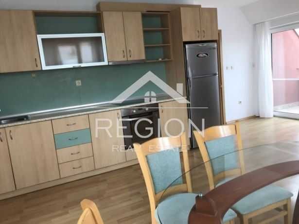 Дава се под наем Тристаен апартамент в Варна, Гръцка махала - 80 кв.м за 459 € - Снимка #1