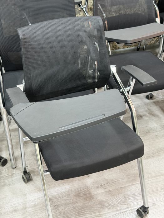 O’quv markaz va ofis uchun partali kreslo
