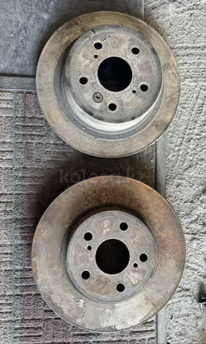 Тормозные диски RAV4 05-08гг