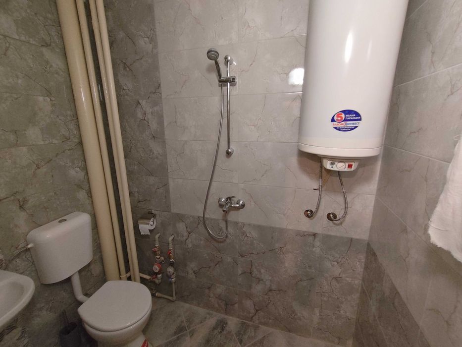 Дава се под наем Едностаен апартамент в Плевен, Мара Денчева - 42 кв.м за 280.5 € - Снимка #4