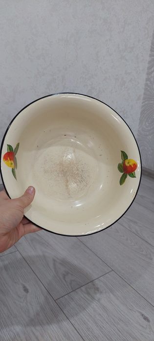 Миска  эмалированная