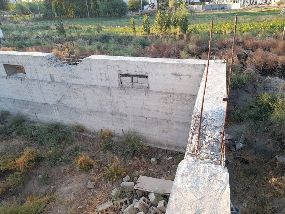 Yer sotiladi yo'l ustida hama hujjatlari joyida