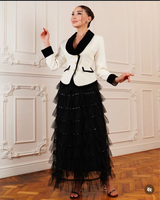 Прокат двойка пиджак, юбка платье