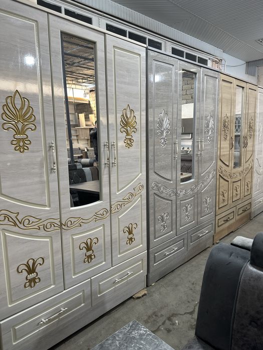 Шифоньер классический крашенный мдф