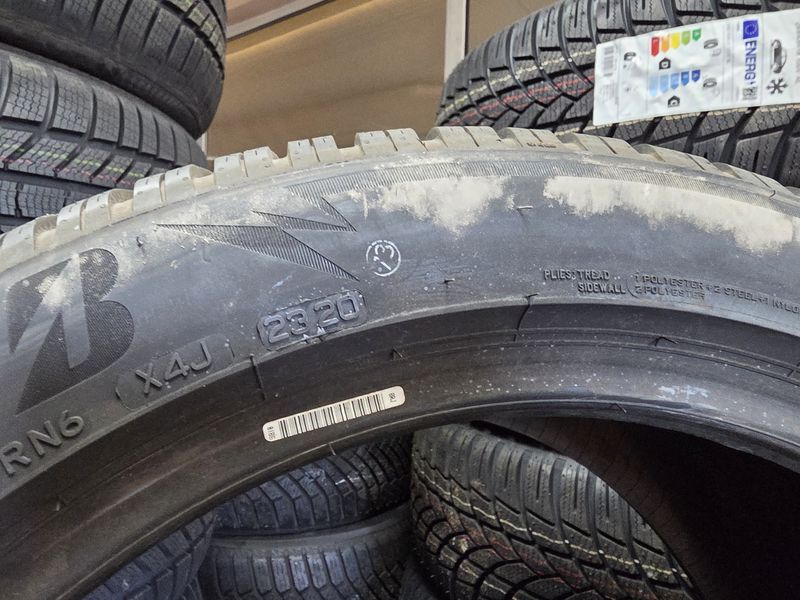 255/45/19 BRIDGESTONE 4бр