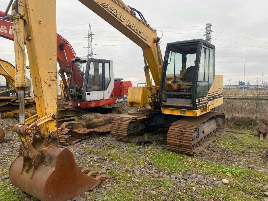 Dezmembrez excavator Case 688 - piese de schimb Case