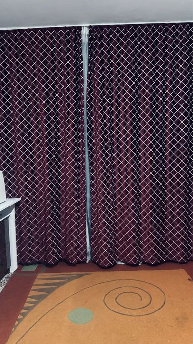 Штор бархат с вышивкой б/у