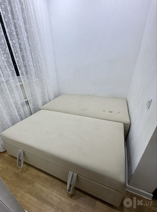 Продам диван пуфик