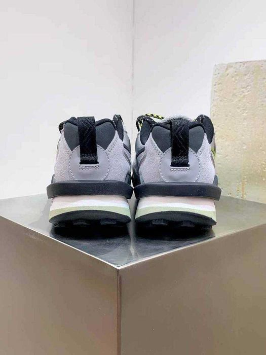 Продавам нови мъжки маратонки Nike sacai x Zegamadome Matte Silver Tour Yellow