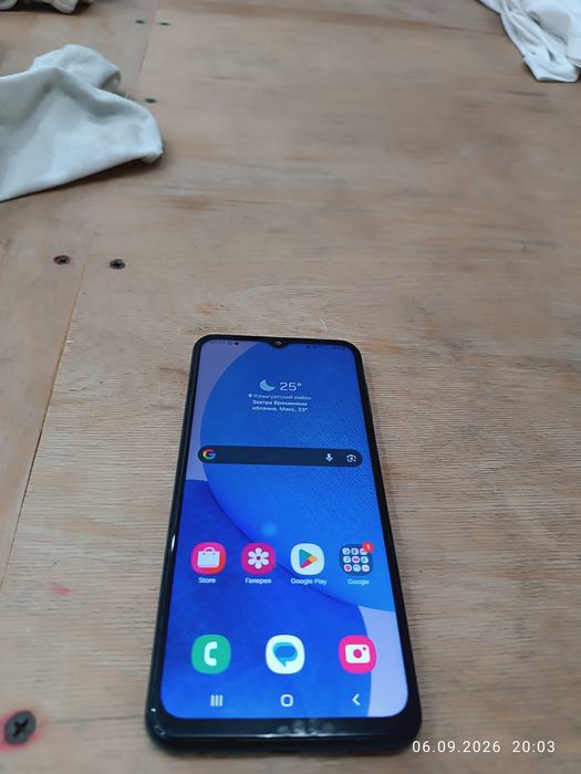 Samsung a23 в хорошем состояние