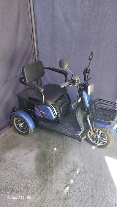 Triciclu electric
