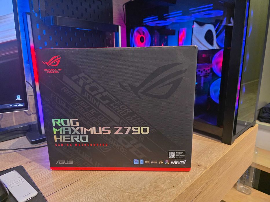 Placa de baza Asus Rog Maximus Z790 Hero