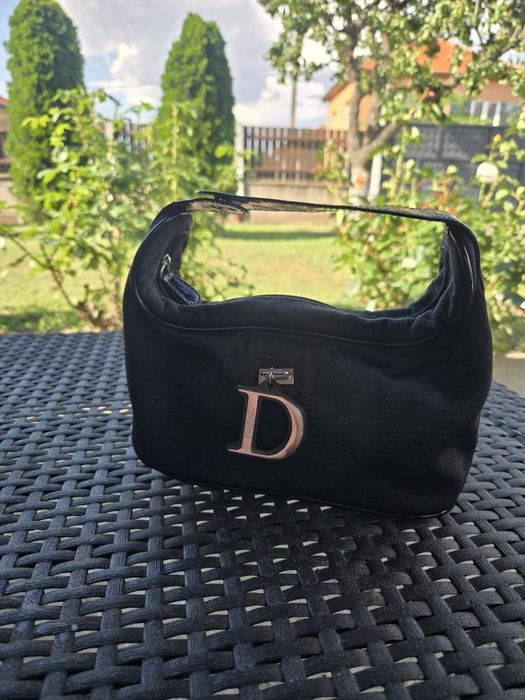 Dior оригинална чантичка