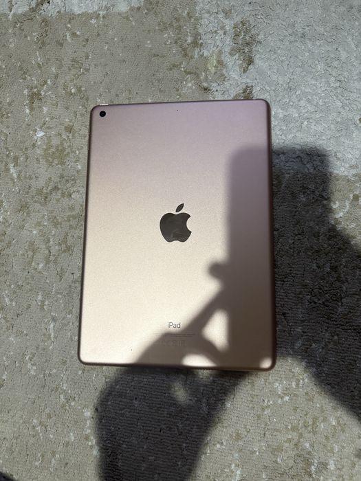 Ipad 6,128 gb,stare excelenta