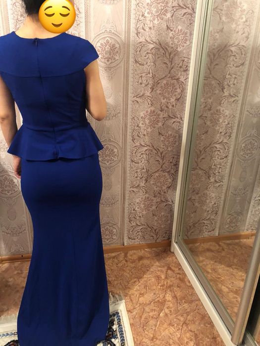 Платье вечернее продам