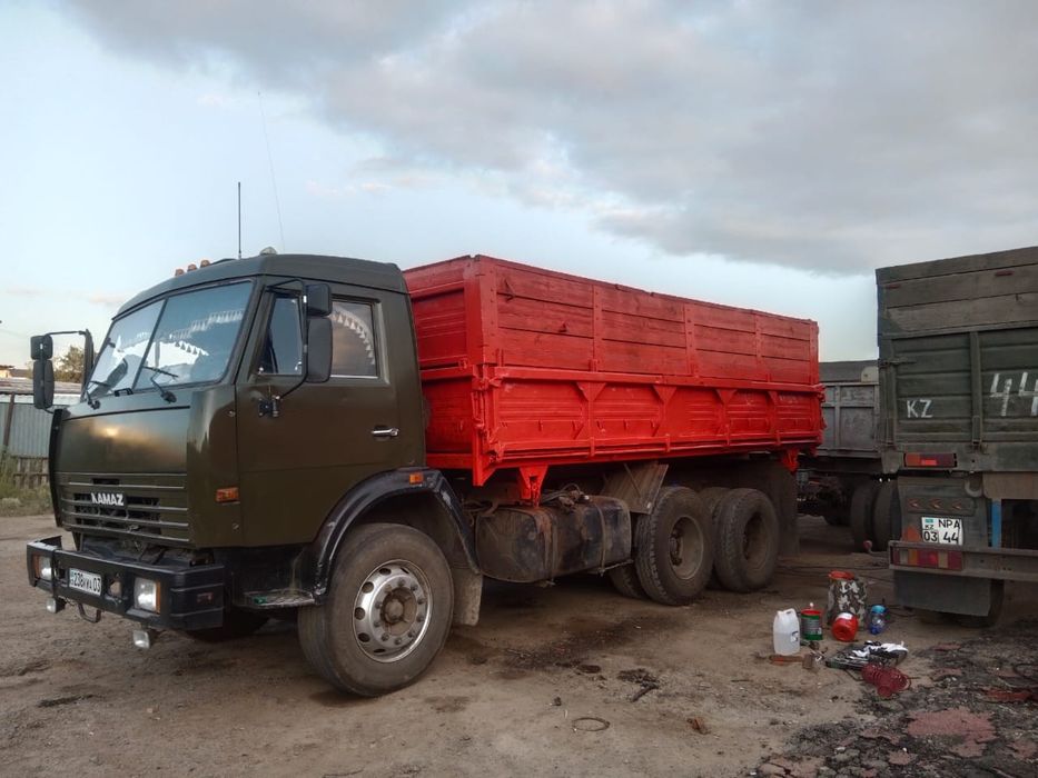 Продам КамАЗ сехозник с прицепом