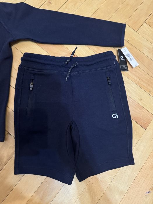 Костюм на мальчика 2-3 года