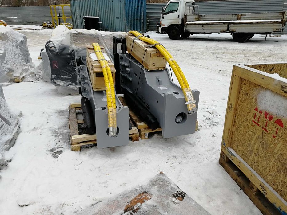 Гидромолот для экскаватора