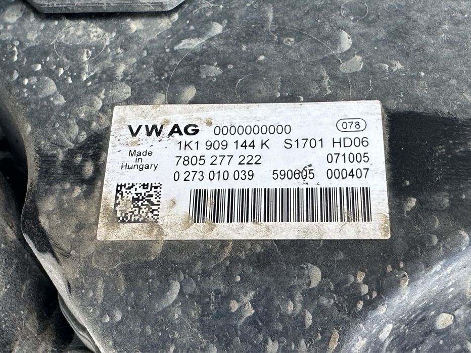 1К1 909 144K Кормилна рейка за Ауди А3 8P