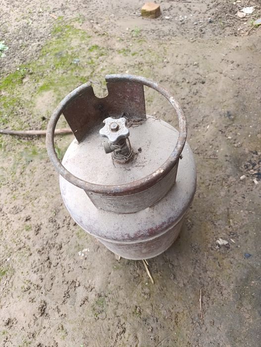 GAZ UY BALON sotiladi