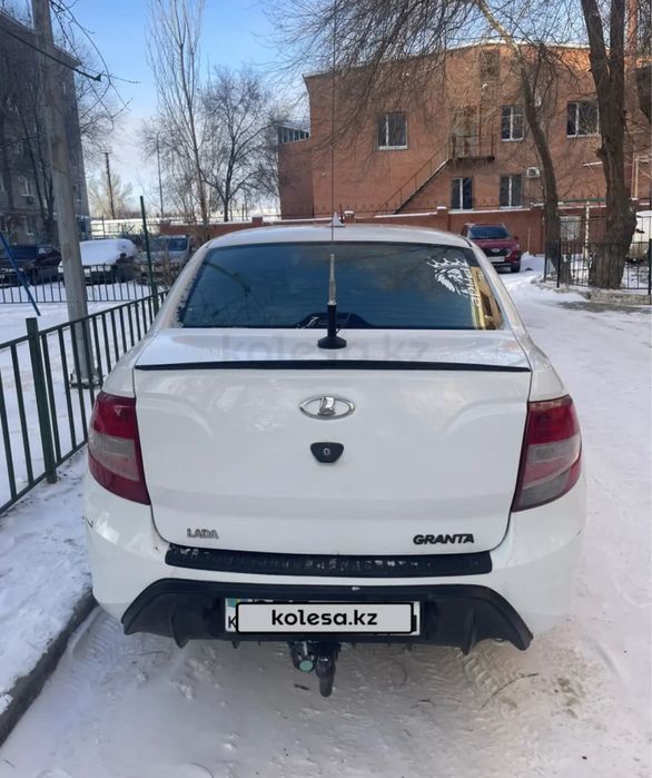 Автомобиль (Lada Granta 2014)