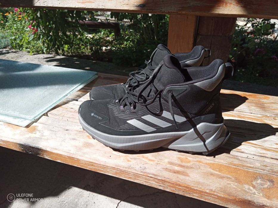 Мъжки зимни маратонки Адидас 44 номер