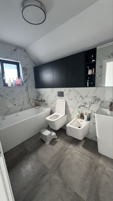 PF Inchiriez Casă Premium nouă, Vișani, Iași.