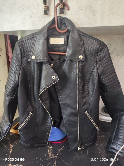 Продам женскую кожанку