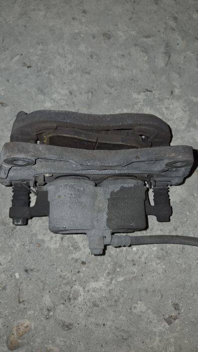 Комплект спирачни апарати за Субару Аутбек Б14 3.6