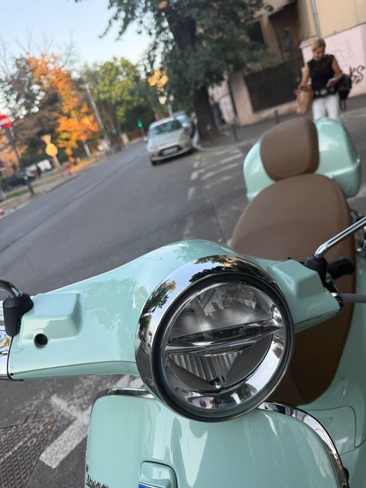 Scuter Piaggio Vespa 50cc 2023