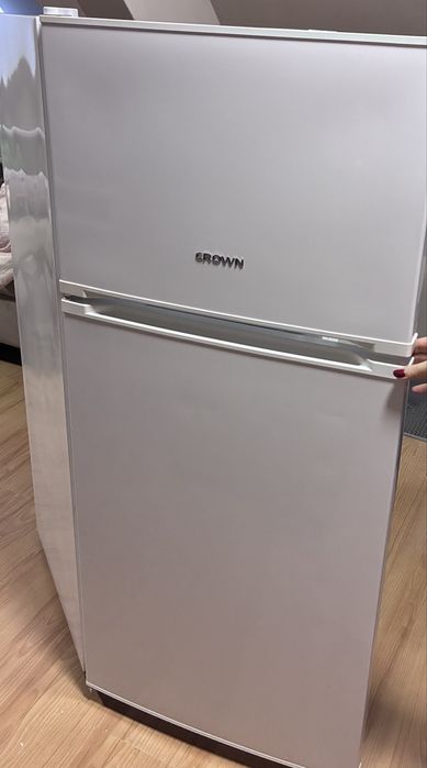 Хладилник Crown 124x54x54