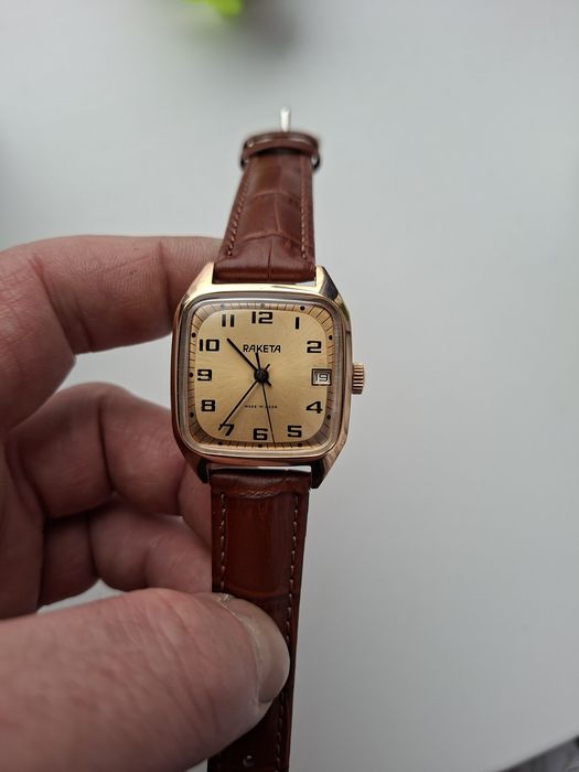 Продам часы СССР