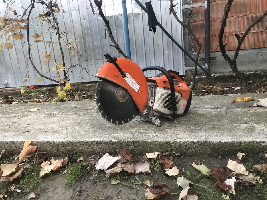 Mașină de tăiat beton. Stihl TS 420.