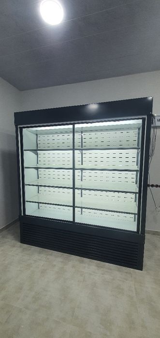 Vitrina xaladilnik zakazga yasab beramiz