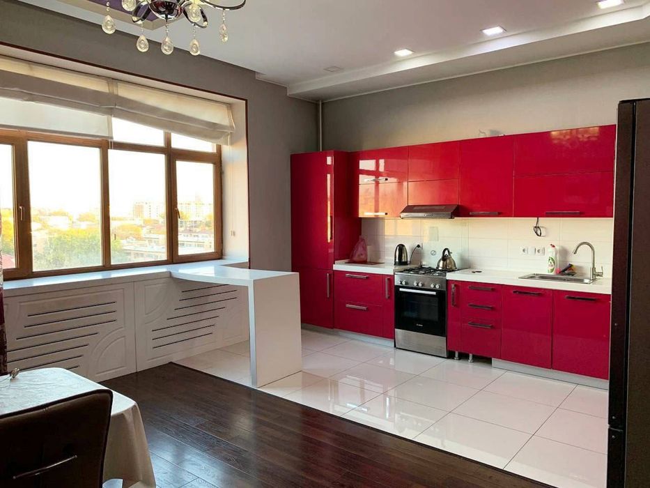 Центр Ц6 Габус 4 комнатная 8 этаж, 213м2. Ориентир кинотеатр Казахстан