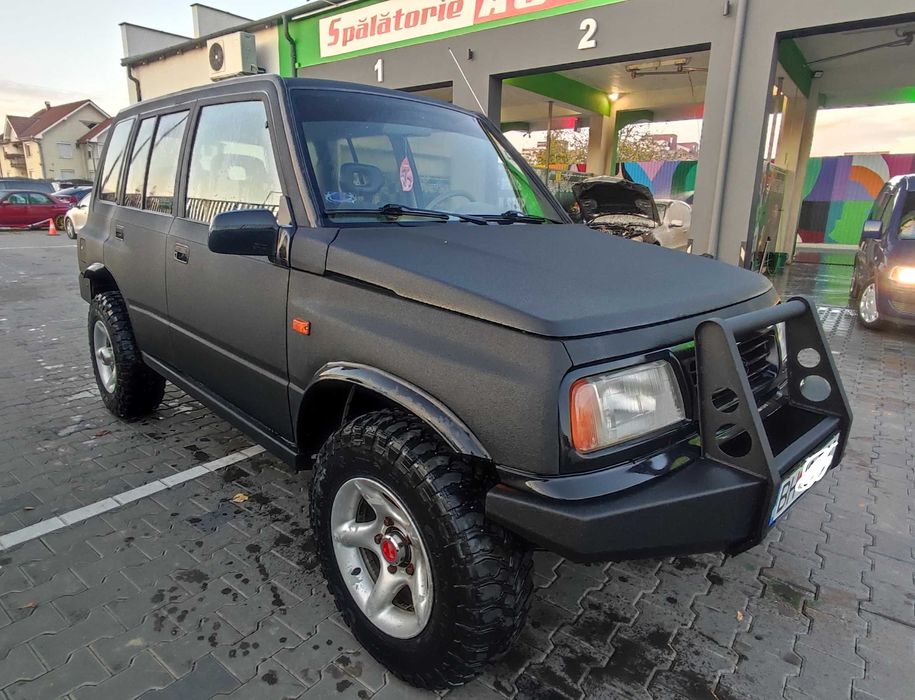 Vând Suzuki Vitara(Santana) 2002, 2HDI, 90 cai, 4x4 cu reductor