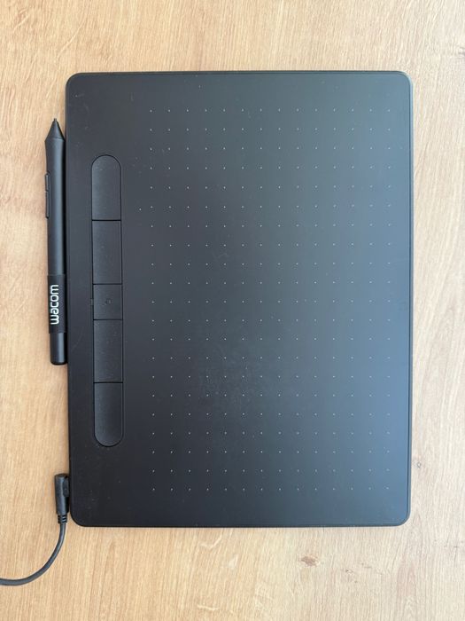 Графический планшет Wacom CTL6100WLK0 Intuos M Bluetooth Medium