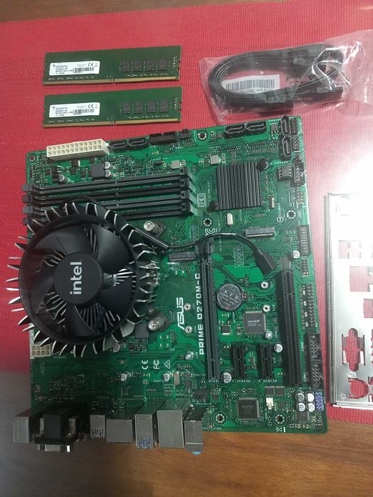 Kit placa baza cu procesor I7 6700