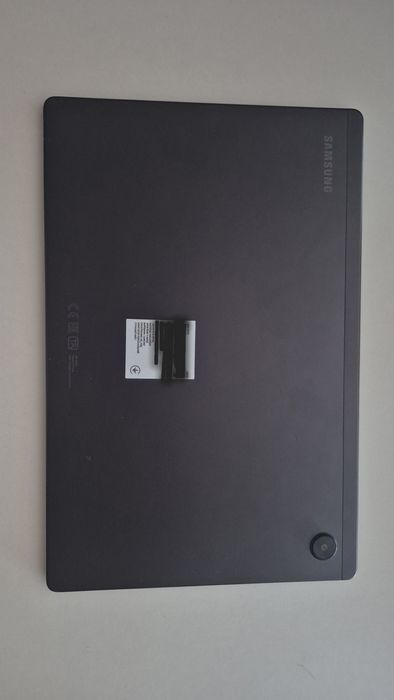 Продам планшет Samsung tab a8