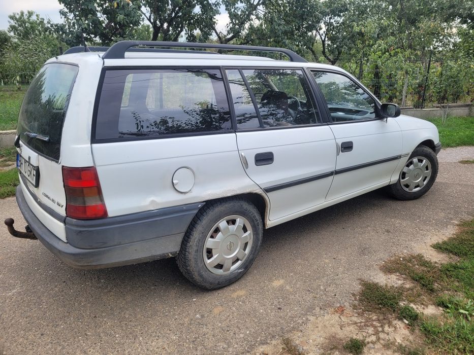 Opel astra f de vanzare.