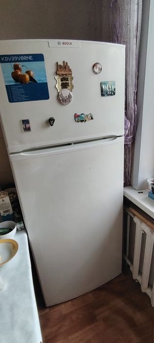 Продам холодильник