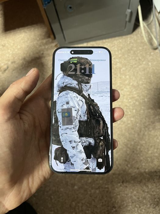 Продам iphone 15 pro 256gb