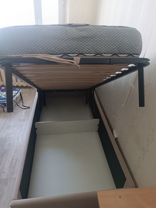 Кровать подростковый