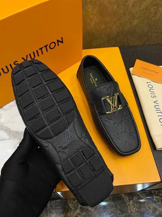 Pantofi Louis Vuitton