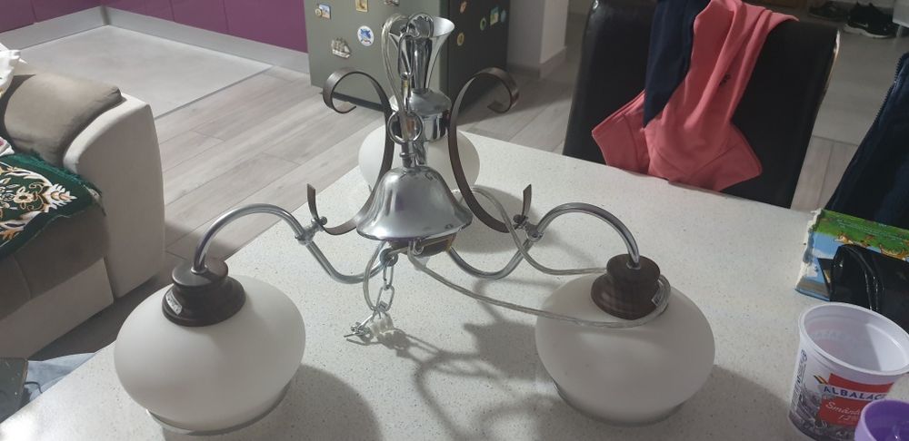 Vand lustra cu 3 brate